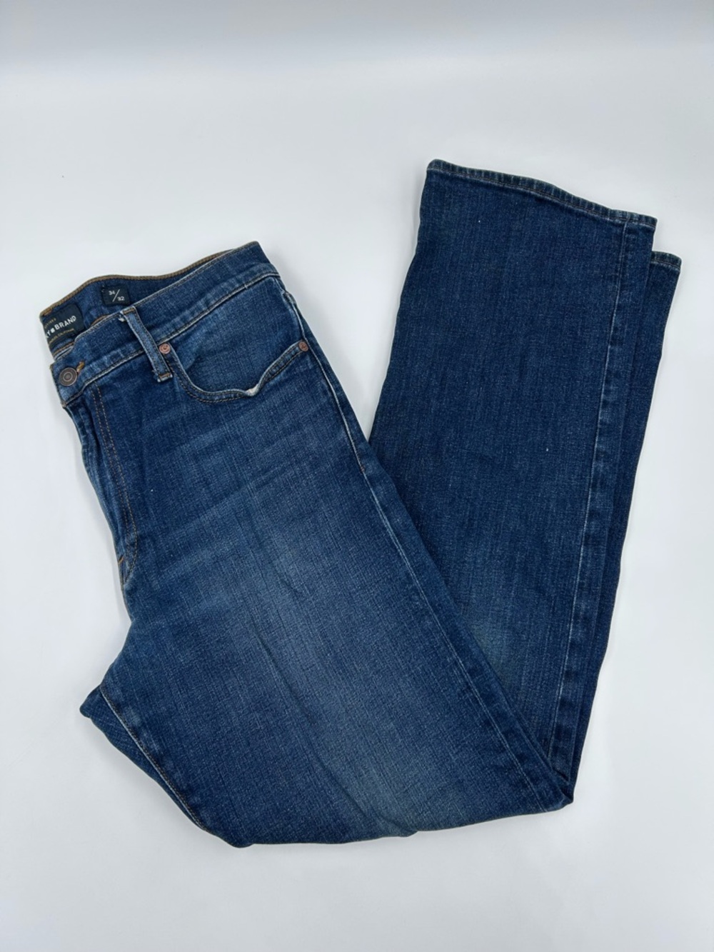 Lucky Brand Indigo Relaxed Straight Jeans 34x 32 Great Condition